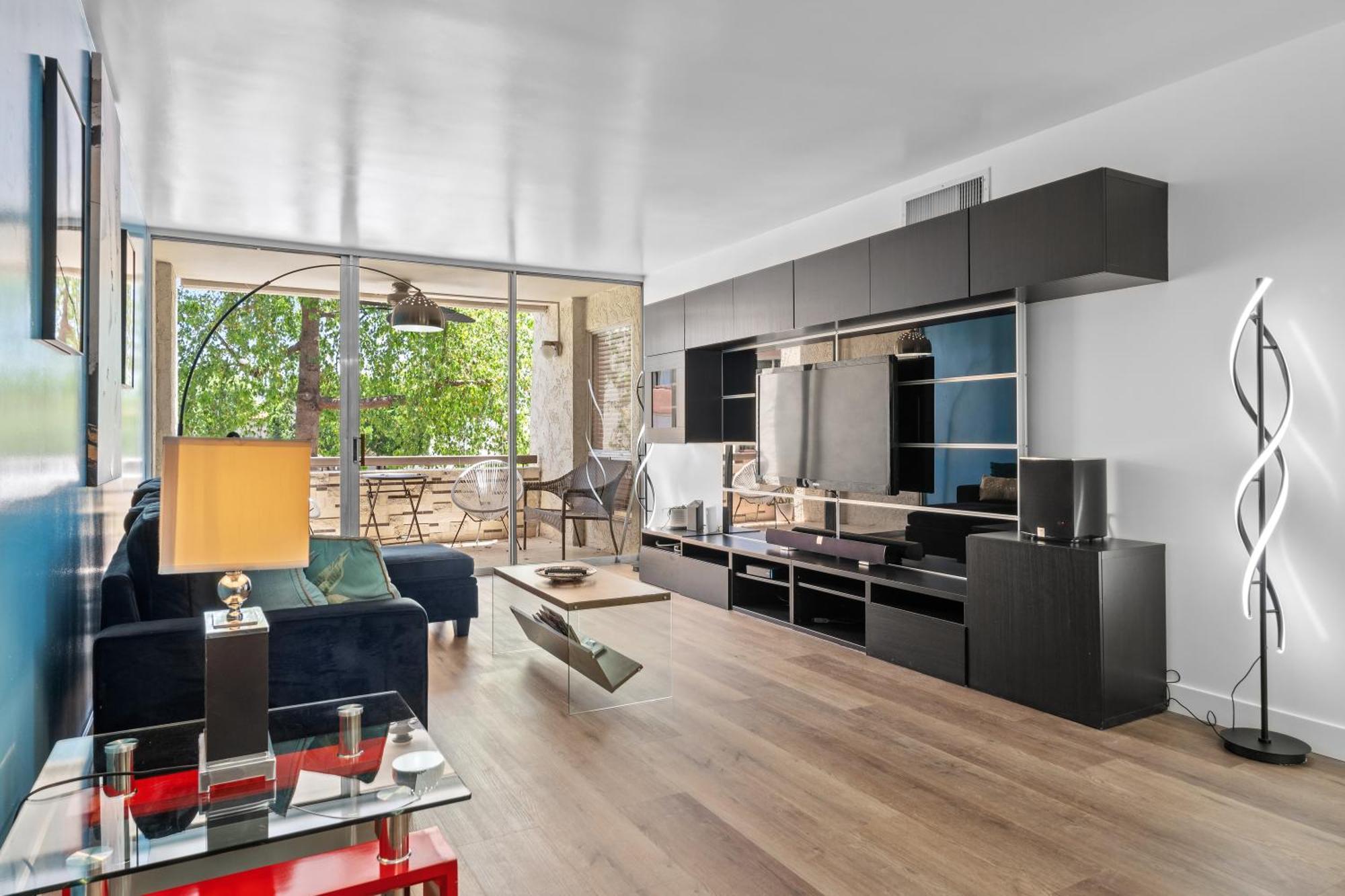 Apartment Primo Location - Heated Pool & Parking Scottsdale